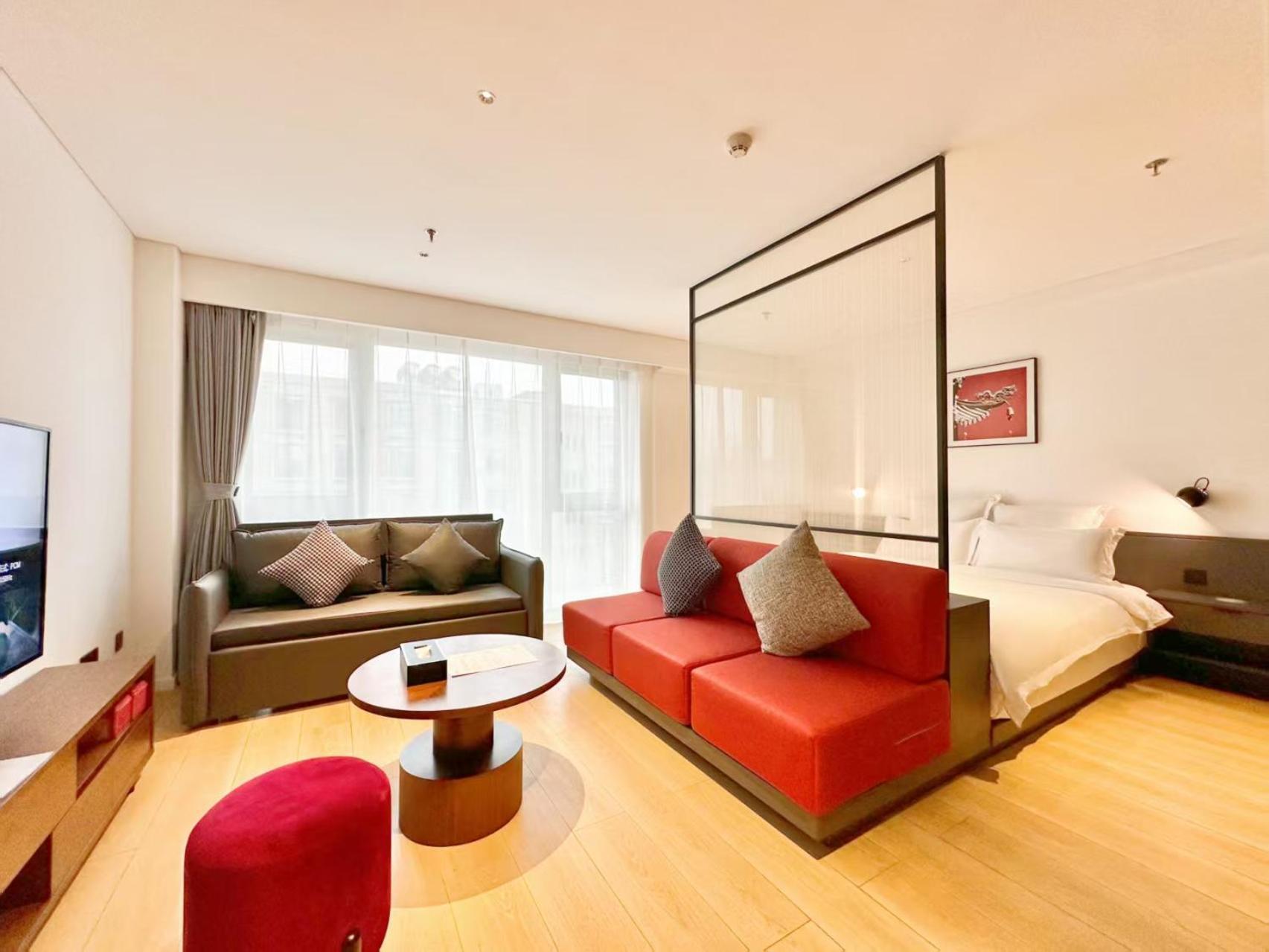 Base-Beijing Wangfujing Serviced Apartment- In Hutong &Bike Rental &Close To Forbidden City, Tian'Anmen Square &Subway Nearby &Free Coffee &Washing Machine,Kitchen &Restaurant Discount &English Speaking &High Speed Free Wifi Pequim Exterior foto